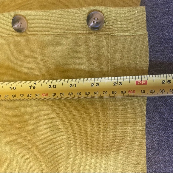 Sioni Size XL Mustard Rayon Blend Button-Up Cardigan Sweater Super Soft in EUC - Picture 9 of 10